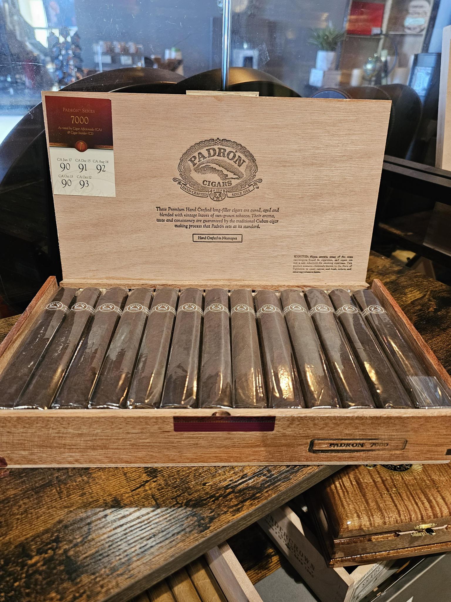 -Padron 7000 Maduro (Box)